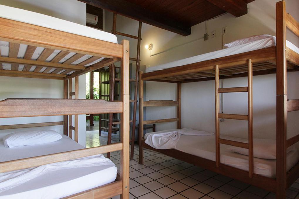 פורטו סגורו Novos Baianos Hostel E Pousada מראה חיצוני תמונה Hostel beds