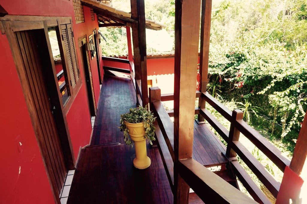 פורטו סגורו Novos Baianos Hostel E Pousada מראה חיצוני תמונה A balcony in a house